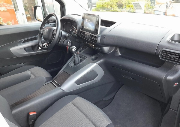 Toyota ProAce cena 99800 przebieg: 97554, rok produkcji 2020 z Poznań małe 121